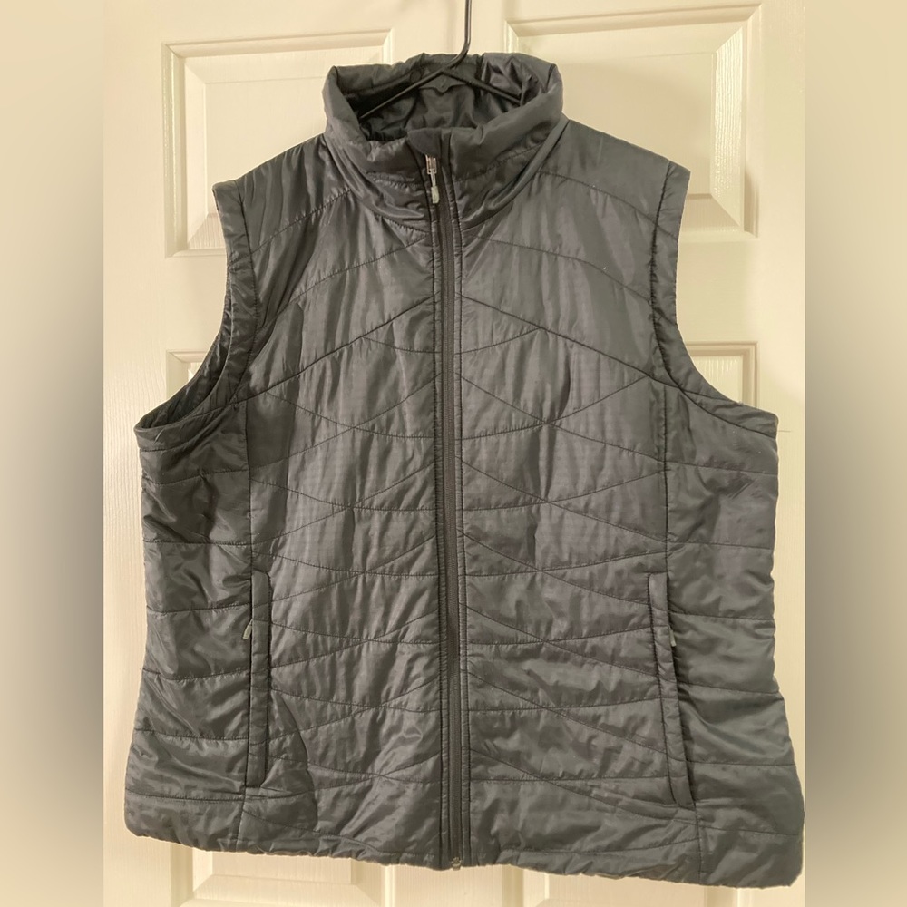 Columbia Women’s Omni Heat Vest -2X Black